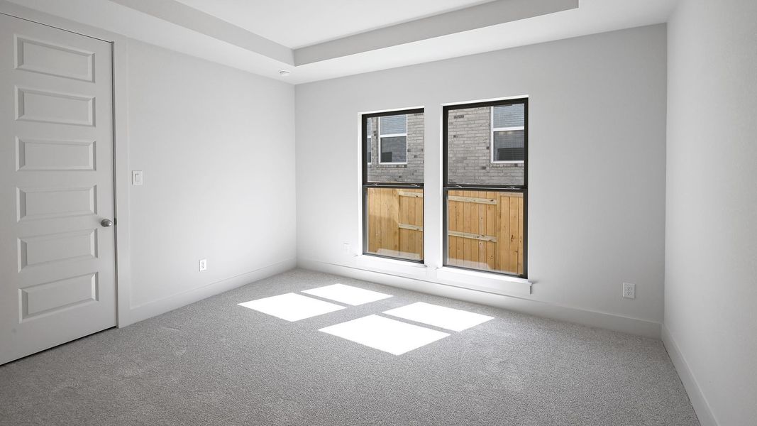 Spacious, unfurnished interior of a new home in 6 Creeks, Kyle (Image 18).