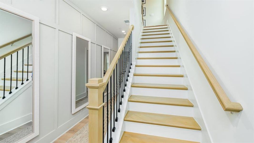 Spacious, unfurnished interior of a new home in The Village at Sandy Plains, Marietta (Image 21).