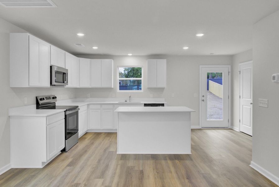 Furnished interior view inside a new home in , Ladson (Image 13).