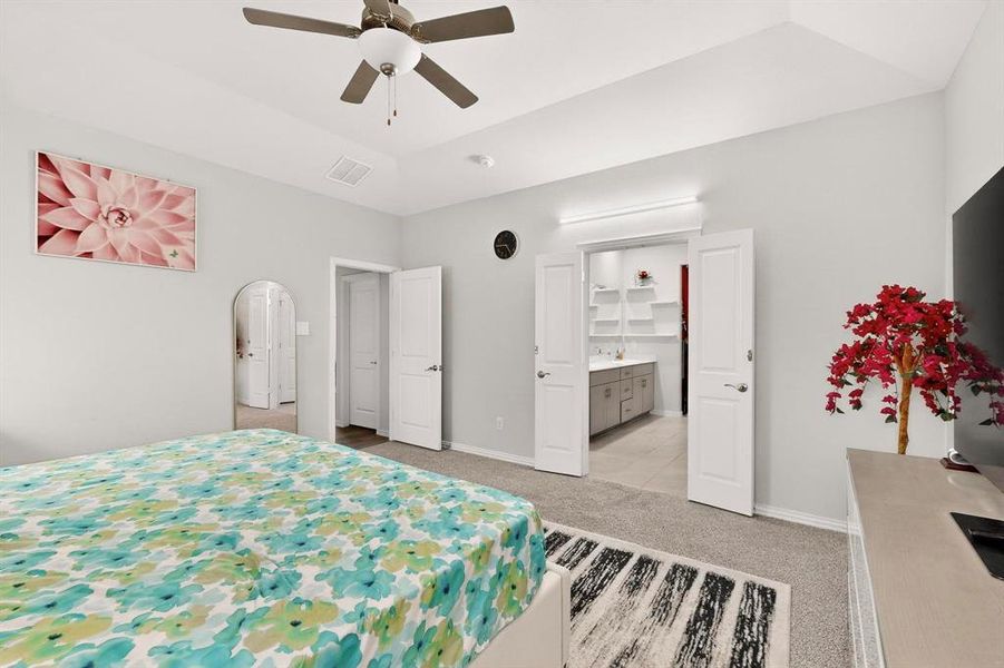 Furnished interior view inside a new home in Wolf Creek Farms - Signature Series, Melissa (Image 12).