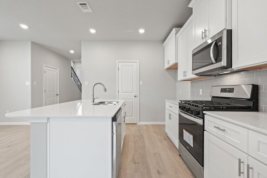 014_lb102684_876 014_lb102684_876