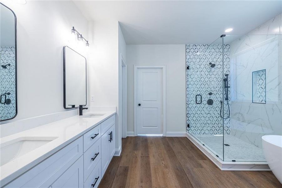 Furnished interior view inside a new home in , Dallas (Image 43).