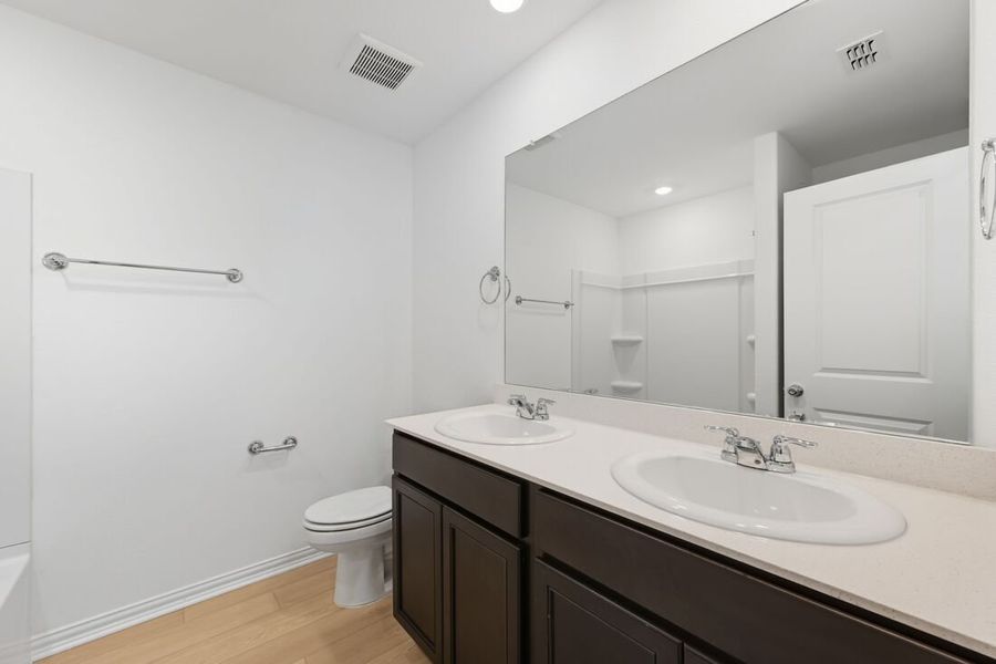 Furnished interior view inside a new home in River Ridge, Crandall (Image 11). Furnished interior view inside a new home in River Ridge, Crandall (Image 11).