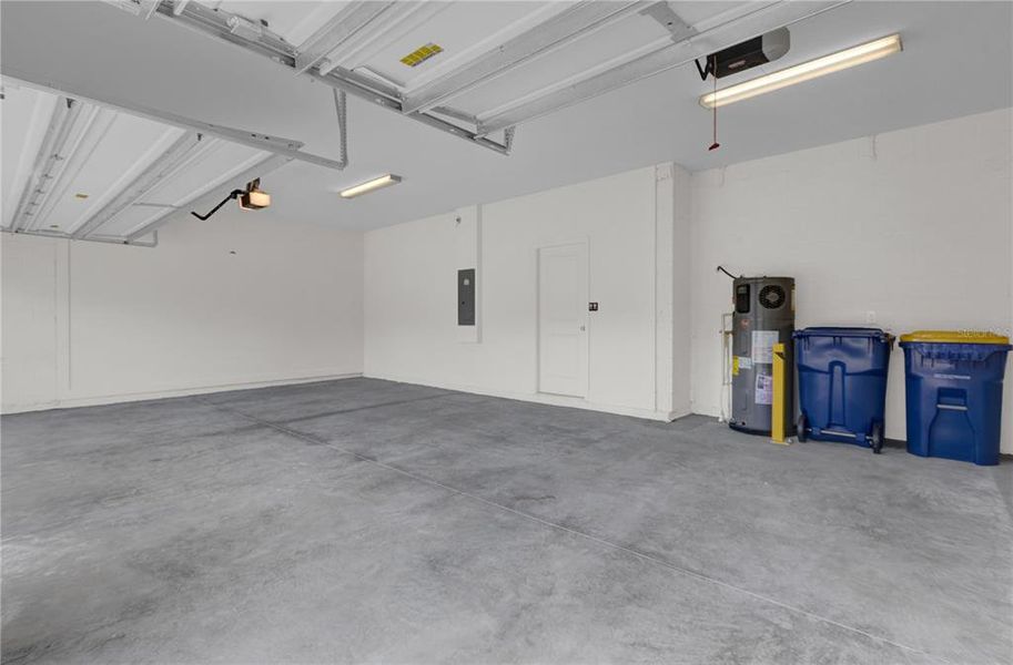 Spacious, unfurnished interior of a new home in , Minneola (Image 48). Spacious, unfurnished interior of a new home in , Minneola (Image 48).