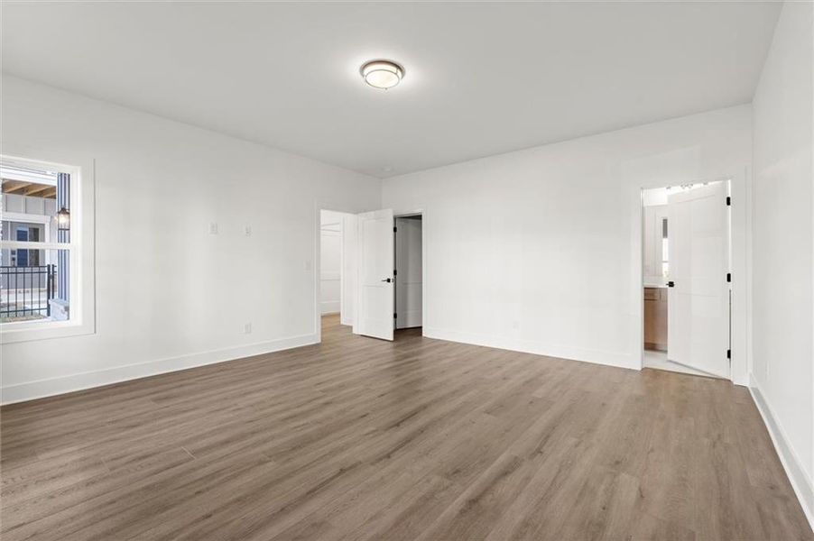 Spacious, unfurnished interior of a new home in , Atlanta (Image 31).
