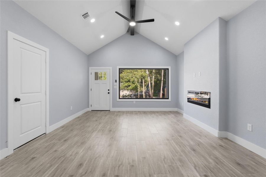 Spacious, unfurnished interior of a new home in , Willis (Image 13). Spacious, unfurnished interior of a new home in , Willis (Image 13).