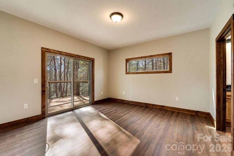 Spacious, unfurnished interior of a new home in , Murphy (Image 29).