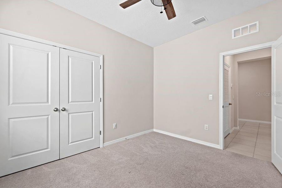 Spacious, unfurnished interior of a new home in Waterford, Brooksville (Image 37).