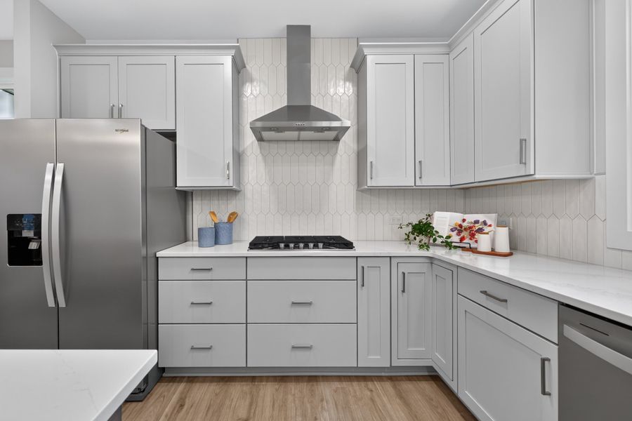Kitchen Cooktop & Hood Kitchen Cooktop & Hood