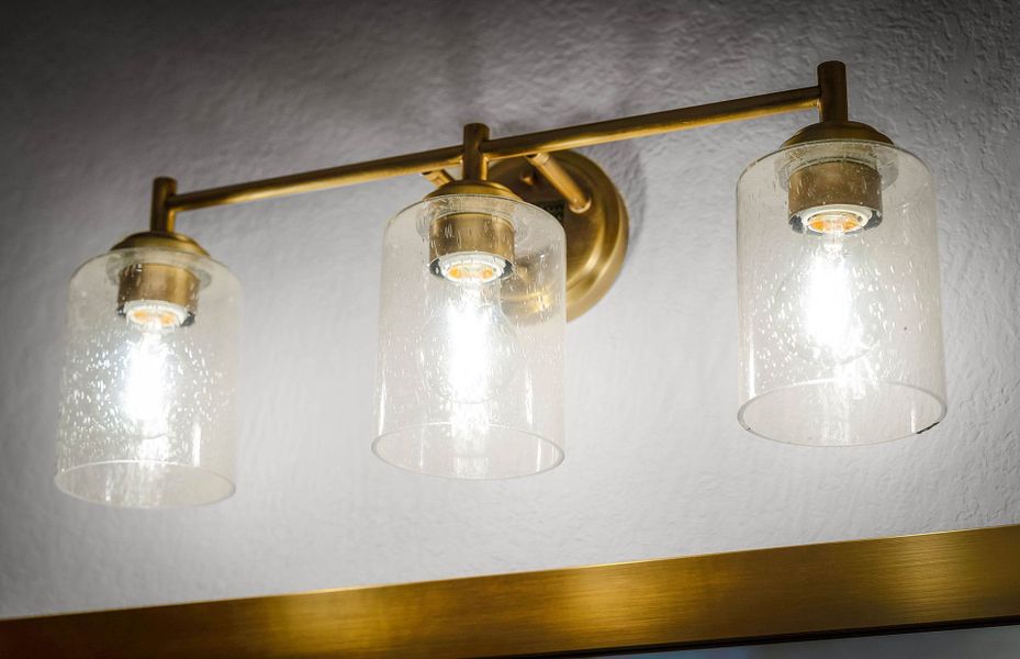 Representative interior finishes for a home built from the Compass by Del Webb in Del Webb Austin at Lost Pines, Bastrop (Image 68).