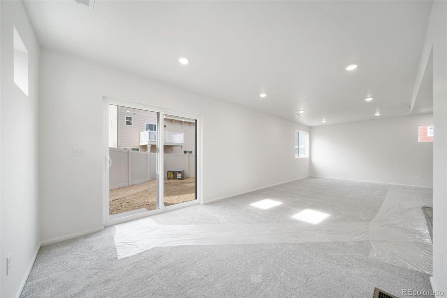 Spacious, unfurnished interior of a new home in Erie Highlands, Erie (Image 32).