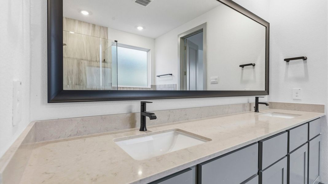 Furnished interior view inside a new home in Alexander 55' Homesites, Pearland (Image 10).