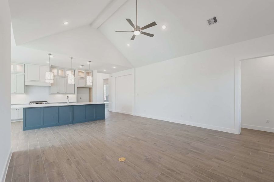 Representative unfurnished interior of a home built from the Brentwood by Chesmar Homes in Riceland, Marion (Image 25).