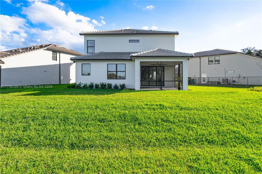 Image 53 of a home in .