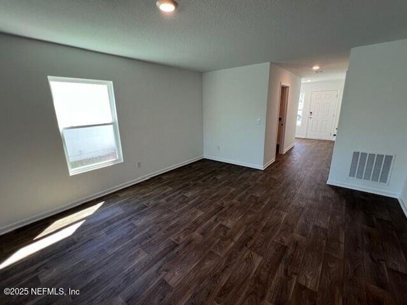 Spacious, unfurnished interior of a new home in Sawmill Branch Express, Palm Coast (Image 49). Spacious, unfurnished interior of a new home in Sawmill Branch Express, Palm Coast (Image 49).