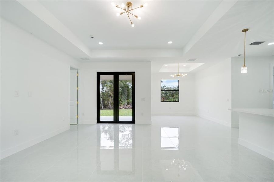 Spacious, unfurnished interior of a new home in , Port Charlotte (Image 23).