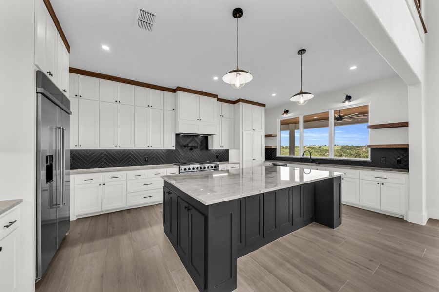 Furnished interior view inside a new home in , Horseshoe Bay (Image 4).