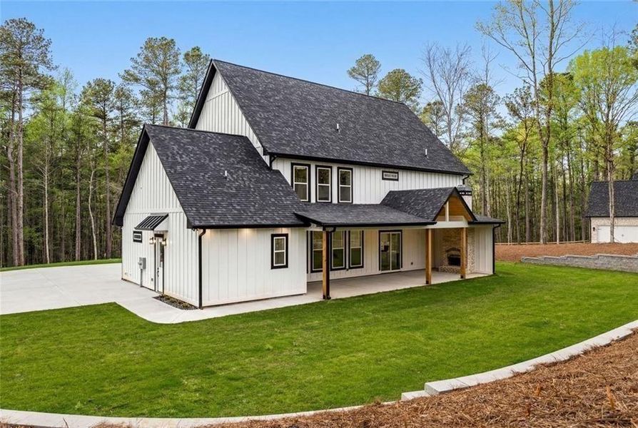 Exterior details and patio area of a home in , Winder (Image 41).