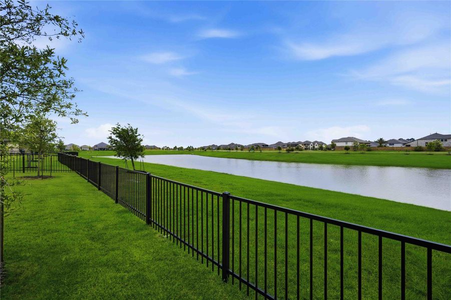 Image 33 of a home in .