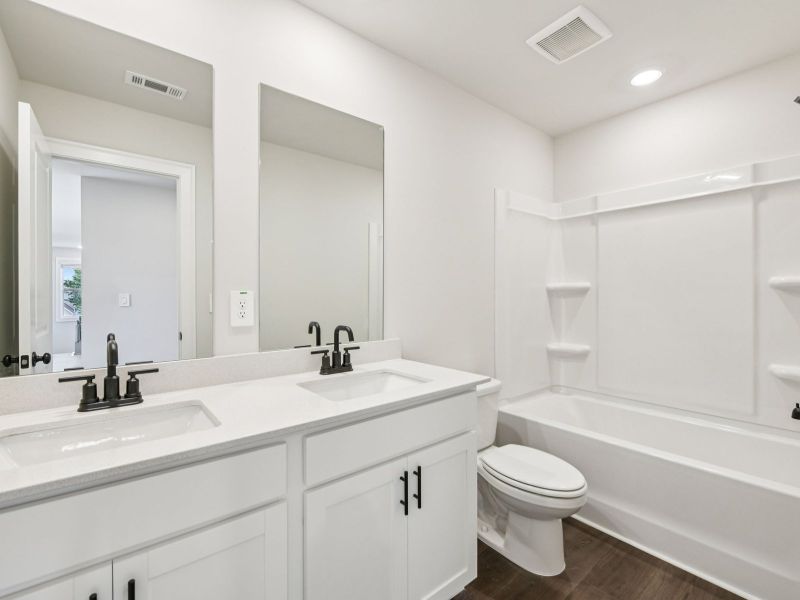 The Chatham floorplan with the Balanced White interior package.