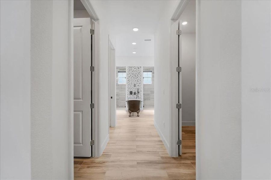 Spacious, unfurnished interior of a new home in , Port Charlotte (Image 45).