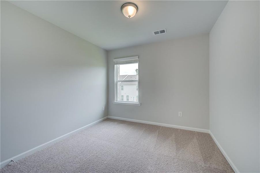 Spacious, unfurnished interior of a new home in Avery Landing, McDonough (Image 25).