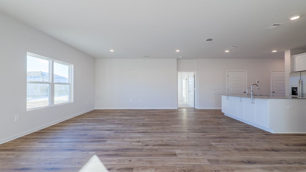Spacious, unfurnished interior of a new home in Greystone, Crawfordville (Image 19). Spacious, unfurnished interior of a new home in Greystone, Crawfordville (Image 19).