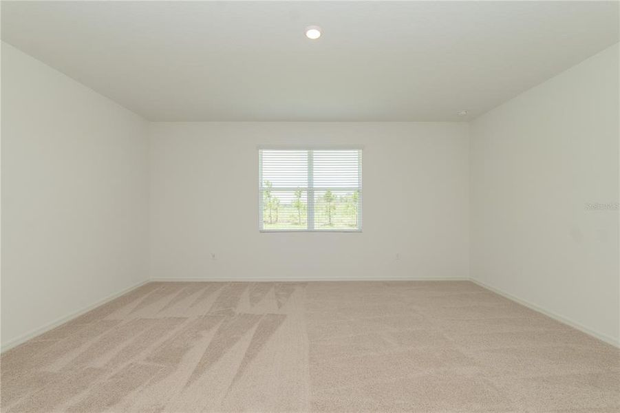 Spacious, unfurnished interior of a new home in , Bartow (Image 14).