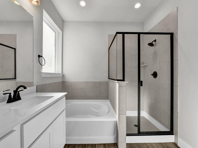 5036 ownersbath1 5036 ownersbath1