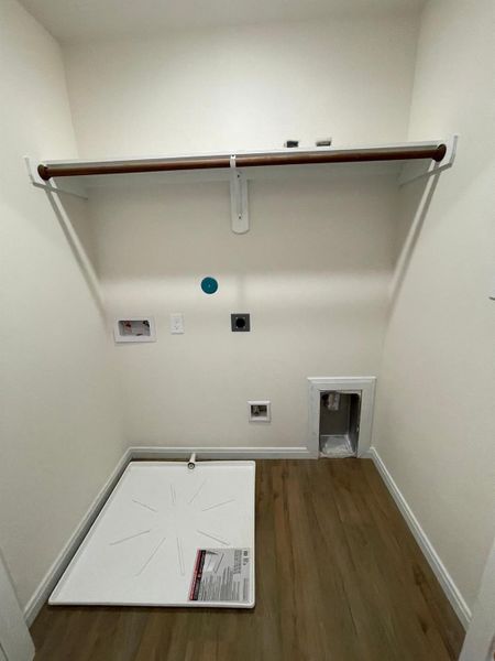 Spacious, unfurnished interior of a new home in , Houston (Image 15).