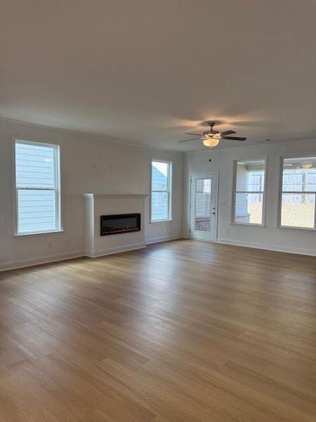 Spacious, unfurnished interior of a new home in Cooper's Walk, Loganville (Image 10).
