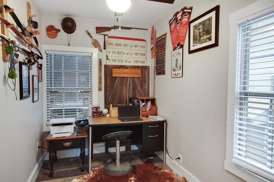 Furnished interior view inside a new home in , Weatherford (Image 5).