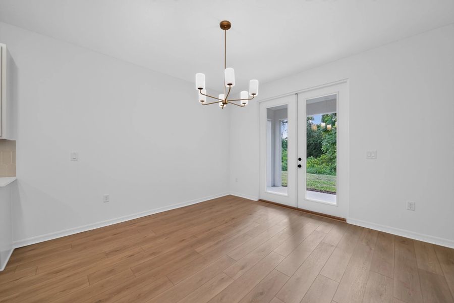 Spacious, unfurnished interior of a new home in Tyson Reserve, St. Cloud (Image 15).