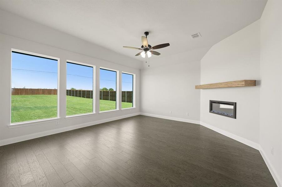 108 Red Fox- Living Room-1