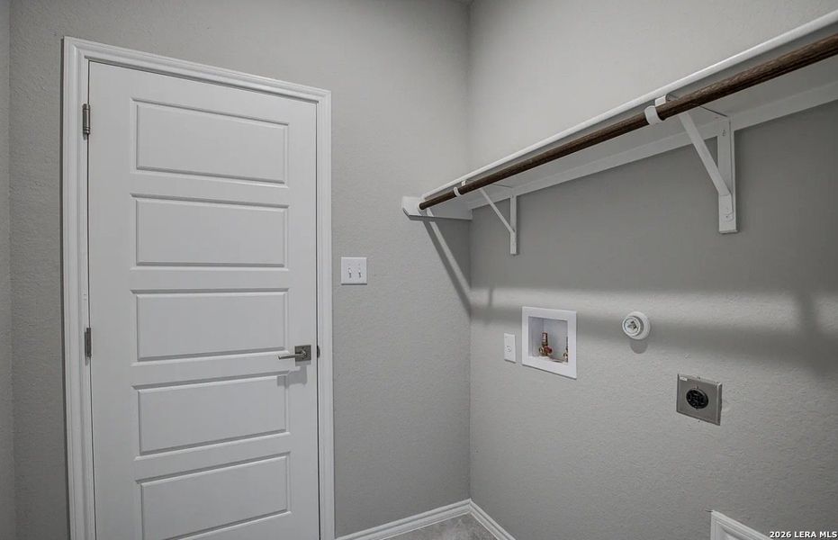 Spacious, unfurnished interior of a new home in Applewhite Meadows, San Antonio (Image 17). Spacious, unfurnished interior of a new home in Applewhite Meadows, San Antonio (Image 17).