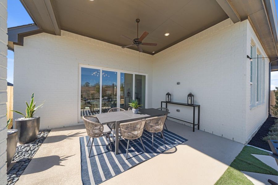 Exterior details and patio area of a home in Wood Leaf Reserve, Tomball (Image 38). Exterior details and patio area of a home in Wood Leaf Reserve, Tomball (Image 38).