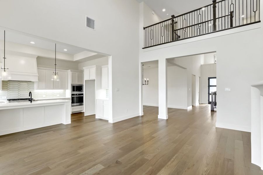 2204 Atlas - Living Area
