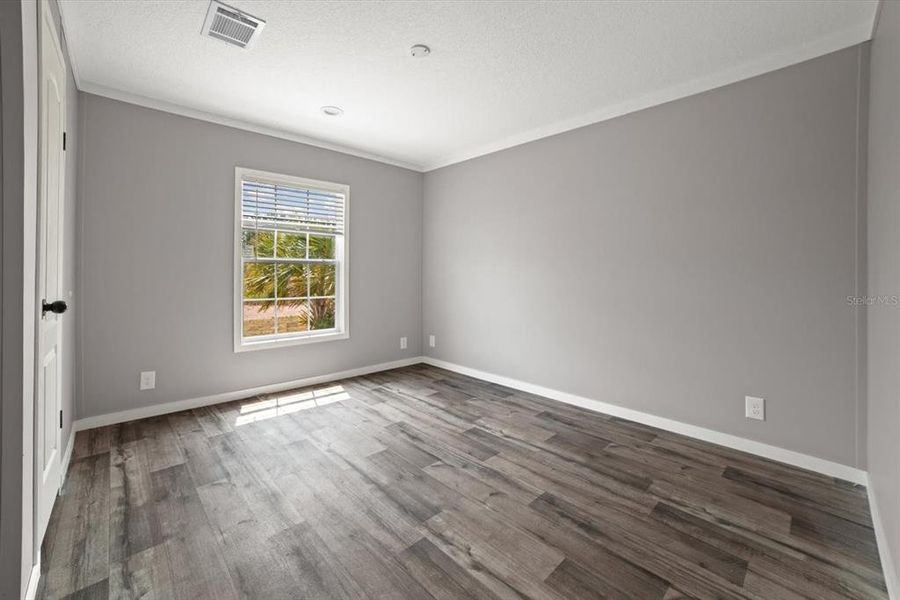 Spacious, unfurnished interior of a new home in , Okeechobee (Image 20).