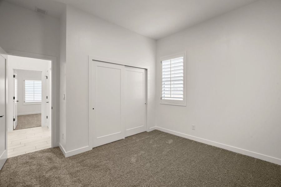 Representative unfurnished interior of a home built from the Torrey Pines by LEH. Homes in Verdancia, El Paso (Image 58).