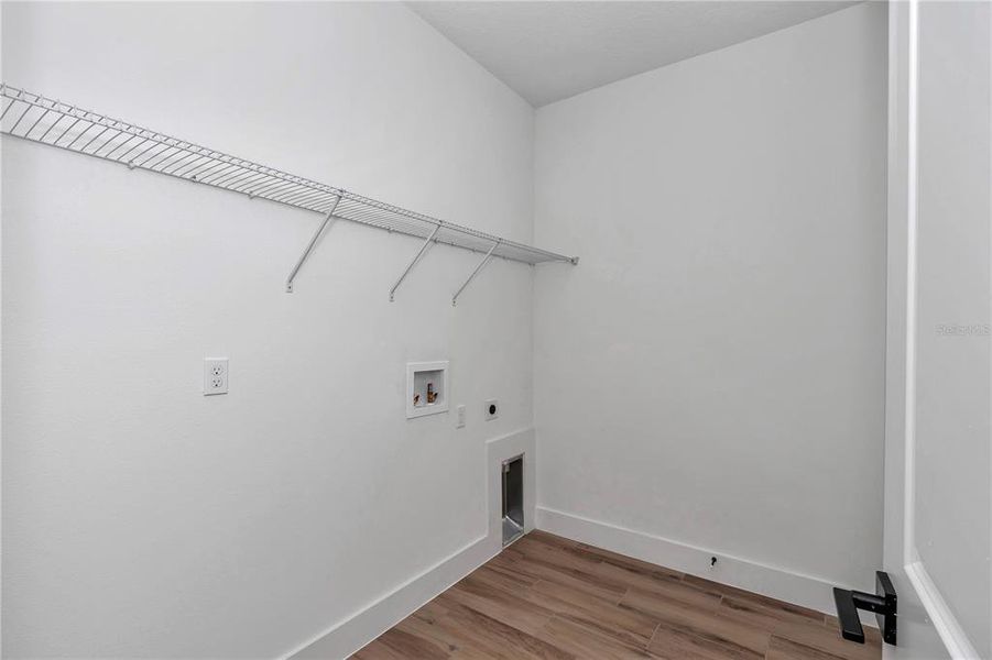 Spacious, unfurnished interior of a new home in , Dunnellon (Image 36). Spacious, unfurnished interior of a new home in , Dunnellon (Image 36).