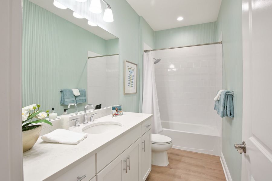 Representative furnished interior of a home built from the Sandcastle 2 by Neal Communities in Palm Grove, Bradenton (Image 4).