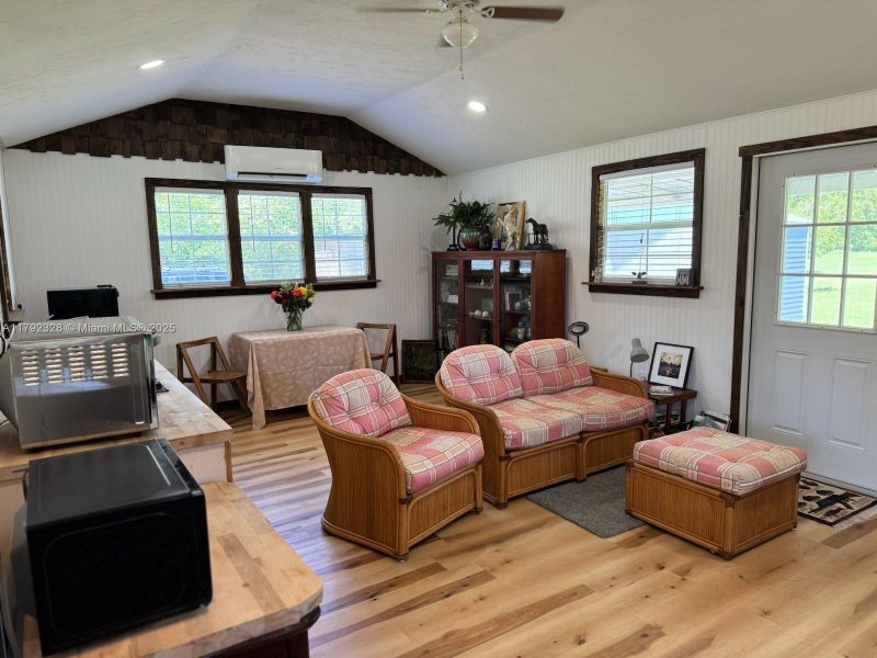 Furnished interior view inside a new home in , Gainesville (Image 14). Furnished interior view inside a new home in , Gainesville (Image 14).