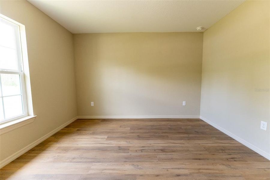 Spacious, unfurnished interior of a new home in , Ocklawaha (Image 35).