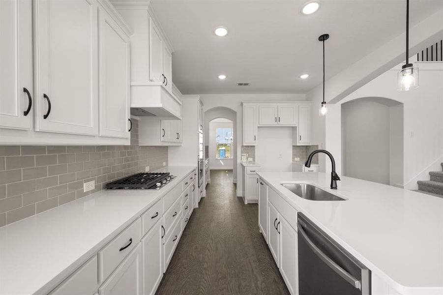 13_7800 Barley Field- Kitchen-0611