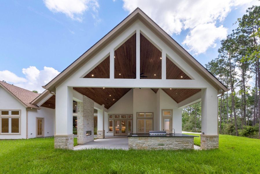 Exterior details and patio area of a home in , Montgomery (Image 3).