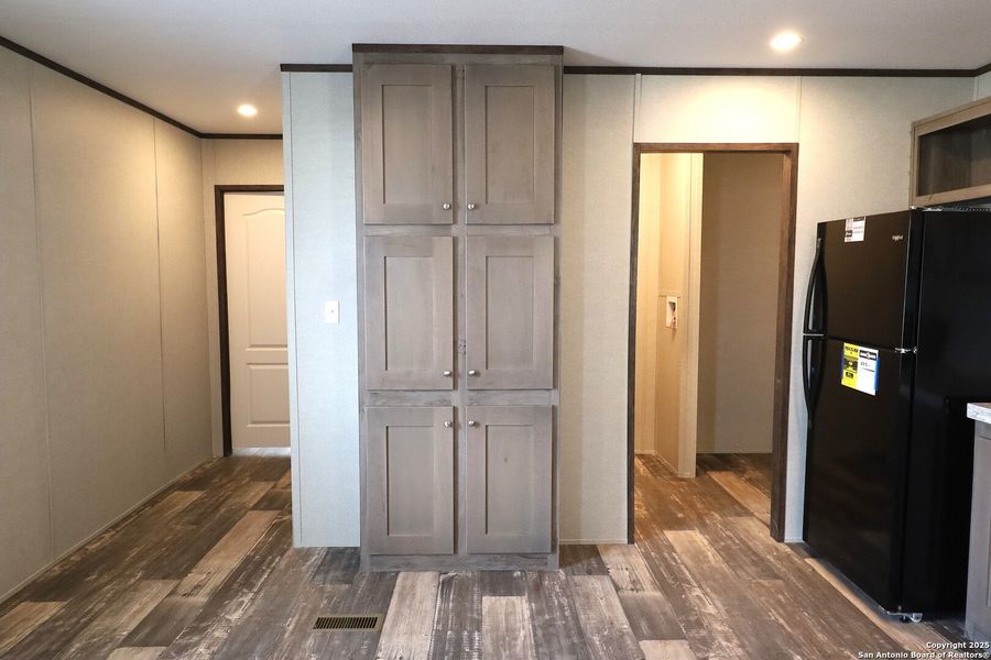 Image 16 of a home in .