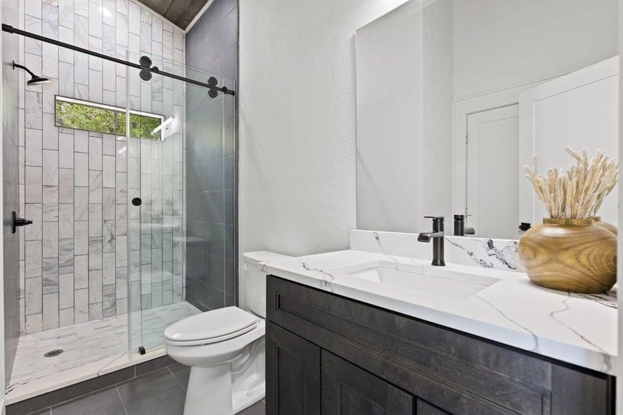 Image 47 of a home in .