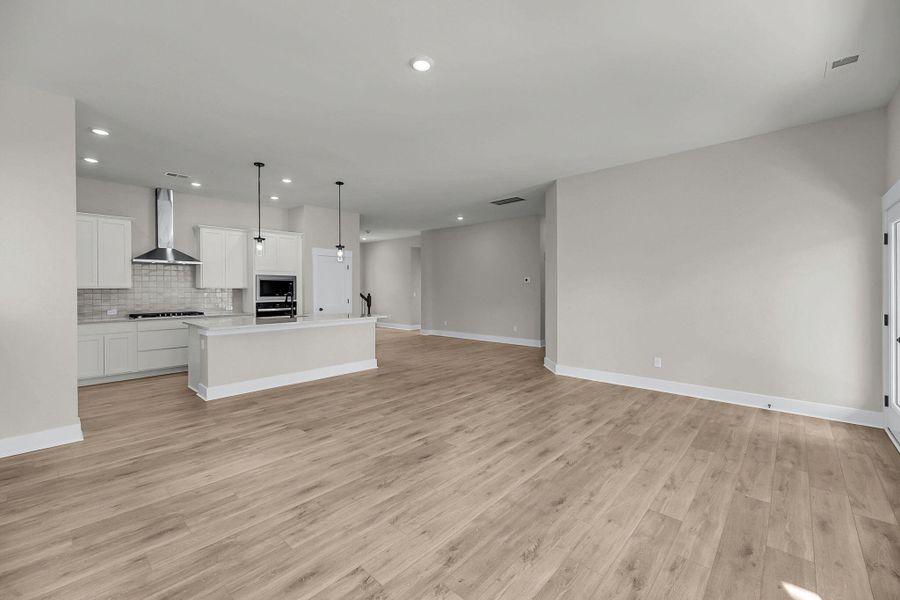 Spacious, unfurnished interior of a new home in Nexton – Midtown – The Garden Collection, Summerville (Image 24).