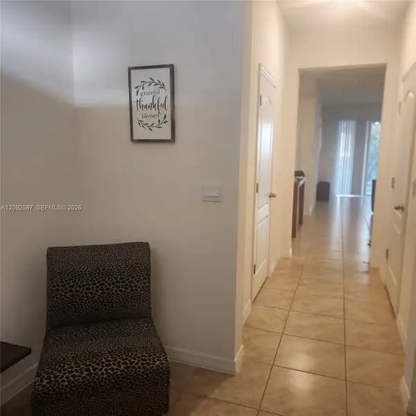 Image 10 of a home in .