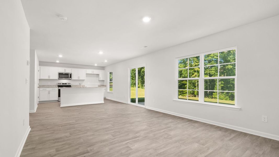 Spacious, unfurnished interior of a new home in Mount Hope Estates, Winston-Salem (Image 13).
